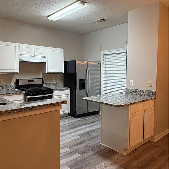 2766 Terrell Trace Dr — Photo 8