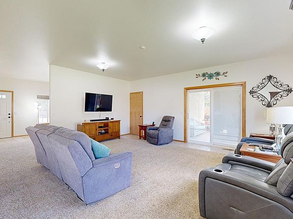 4th image of 5404 Leilani Ct