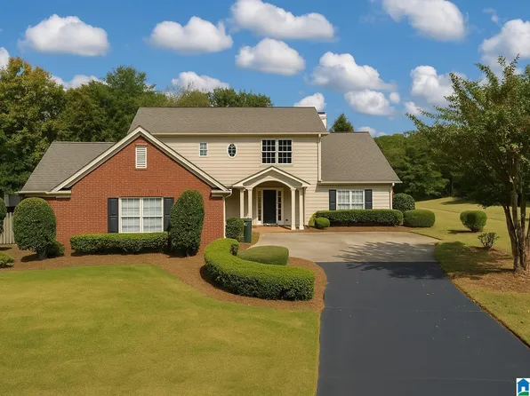 816 Caledonian Way, Vestavia, AL 35242