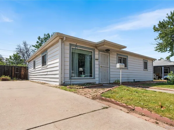 1157 Worchester Street, Aurora, CO 80011