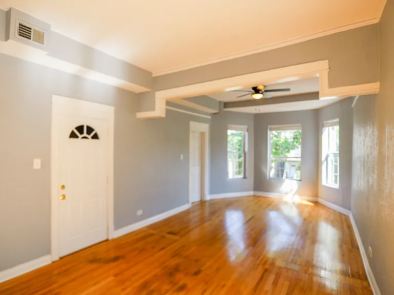 3525 W Dickens Ave #2A — Photo 6