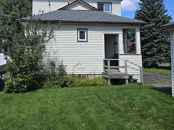 2nd image of 436 4th St E