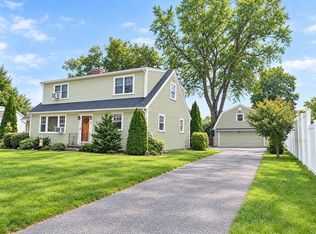 25 Saint Anthony St, Chicopee, MA 01013