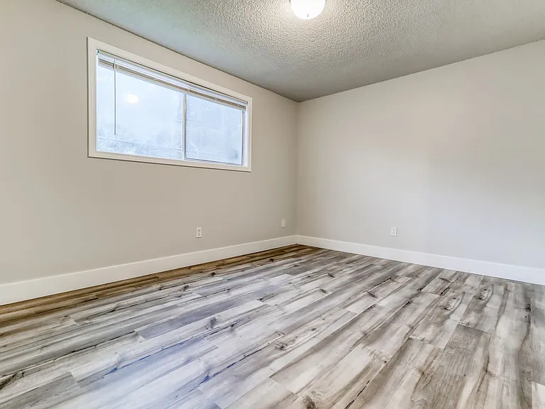 Edgewood Apartments in Vancouver, WA - 2 Bedrooms and 1 Bath — Photo 10