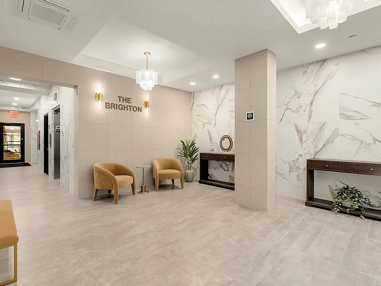 2833 Brighton 3 St #4C — Photo 8