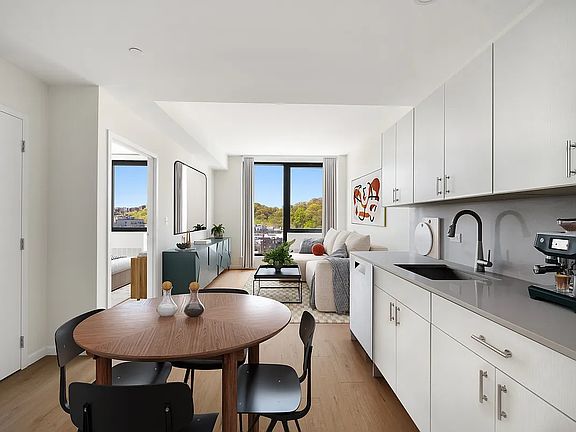 2nd image of 4778 Broadway #3EE