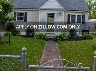 89 Larch Rd, Amherst, NY 14226