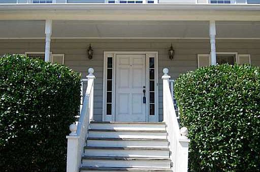 2nd image of 1827 Blakewell Ct