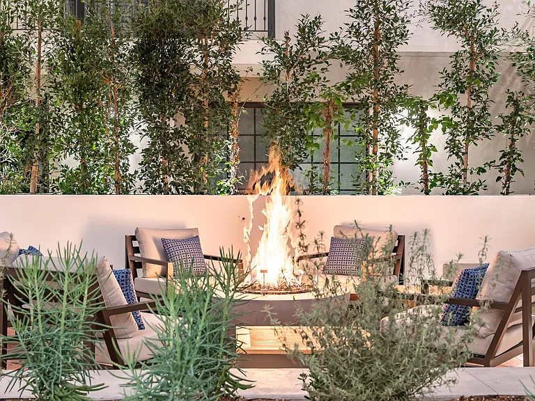 LaBrea & 12th Apartments — Photo 9