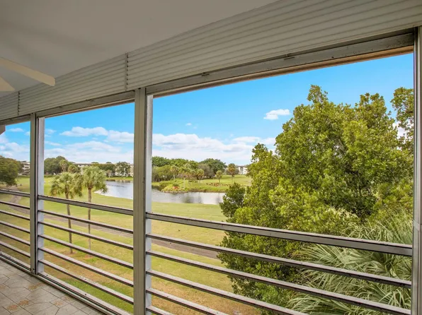 4402 Martinique Court #M4, Coconut Creek, FL 33066