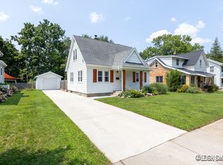 2127 Swensberg Ave NE, Grand Rapids, MI 49505