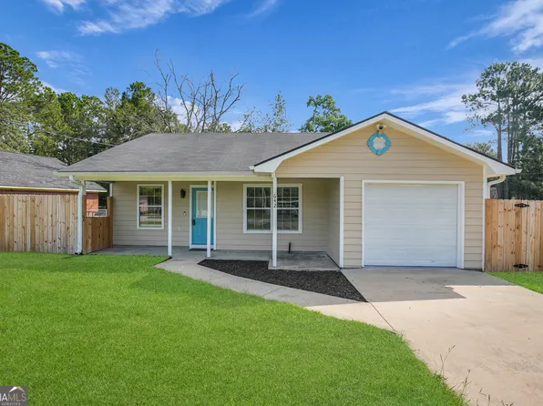 642 Honey Ridge Ln, Hinesville, GA 31313