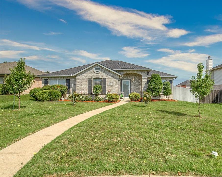 1st image of 309 Beechwood Ln