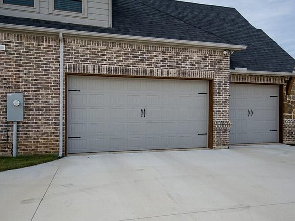 3rd image of 13321 Escalara Ln