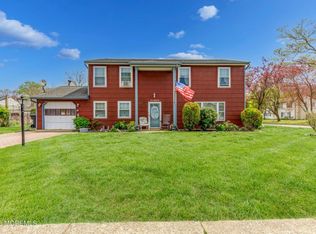 785 Pine Shore Rd, Toms River, NJ 08753