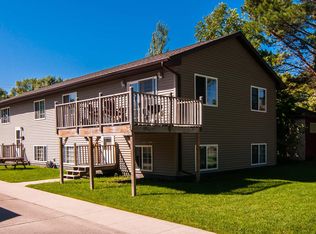 1921 University Ave, Grand Forks, ND 58203