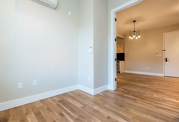 Rented by Nooklyn NYC LLC | media 36