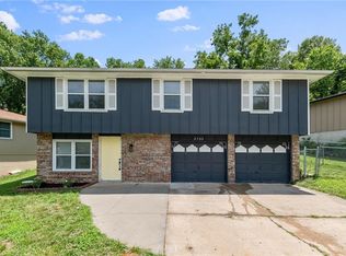 3733 N Monroe Ave, Kansas City, MO 64117