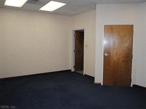 2nd image of 840 First Colonial Rd Ste 105