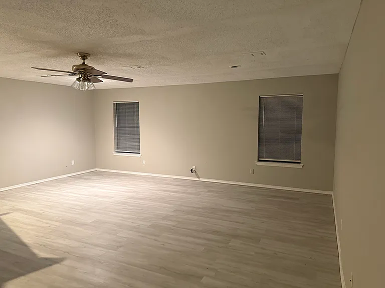 3297 Cordell Rd — Photo 6