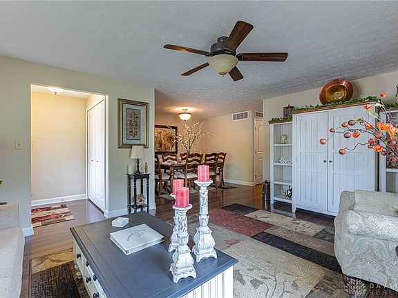 3rd image of 4826 Foxdale Dr #4824