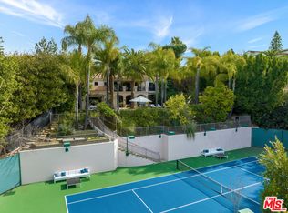 3315 Clerendon Rd, Beverly Hills, CA 90210