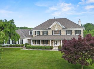 12621 High Meadow Rd, Gaithersburg, MD 20878