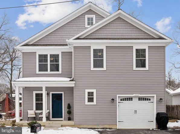 1209 Avalon Blvd, Shady Side, MD 20764