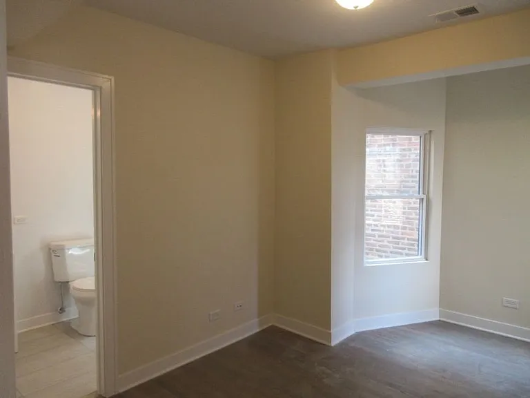 2020 N Bissell St #1 — Photo 8