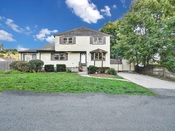 28 Porter St, Avon, MA 02322