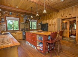 135 Doctor Braley Rd, East Freetown, MA 02717