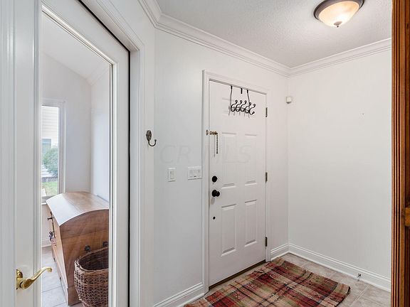 5th image of 1115 Overlook Ct