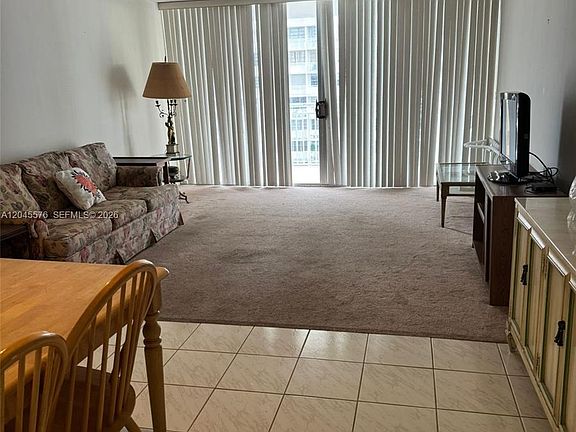 5th image of 18051 Biscayne Blvd APT 803