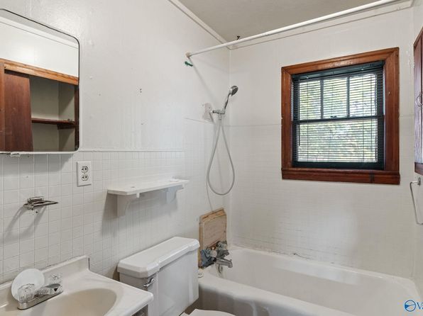 huntsville-alabama-440507463 picture