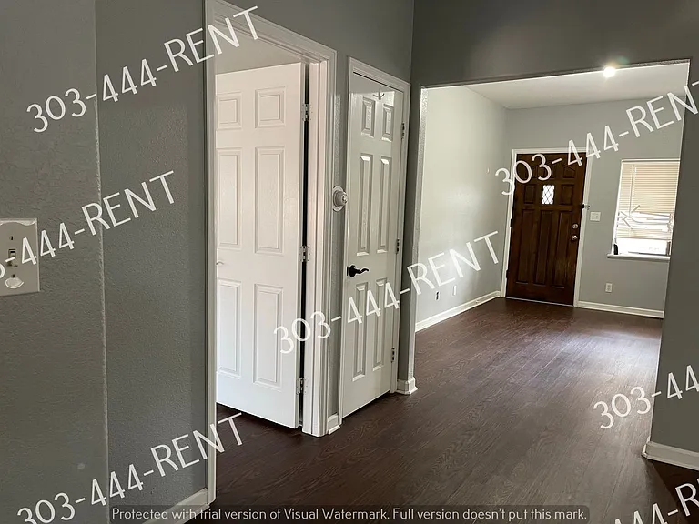 1357 Newton St — Photo 5