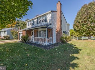 9 Hearthside Rd, Aston, PA 19014