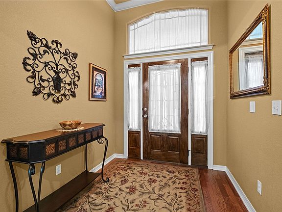 5th image of 580 Timber Ridge St