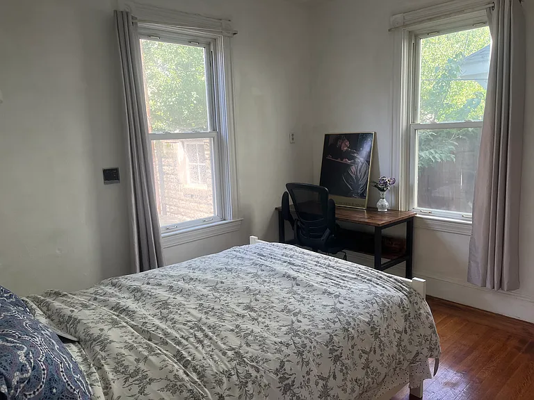 58 Aspinwall Ave — Photo 14