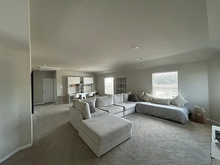 2547 Steelhead Dr — Photo 4