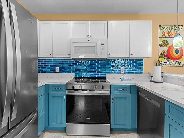 3740 Gulf Of Mexico Dr #114 — Photo 21