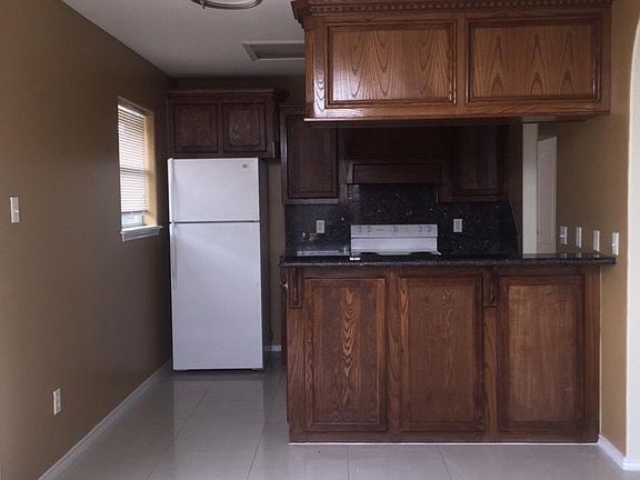 2nd image of 603 S Logan Dr APT 3