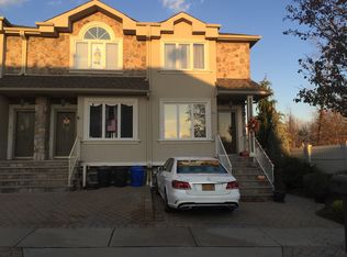 65 Ridgeway Ave, Staten Island, NY 10314