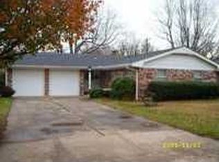 1109 Kouba Dr, Yukon, OK 73099