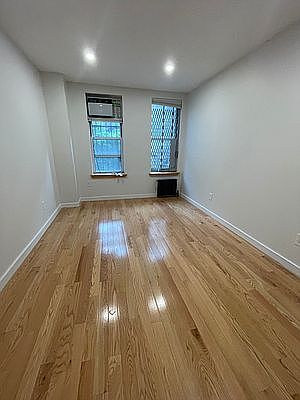 5th image of 707 W 171st St #Aj