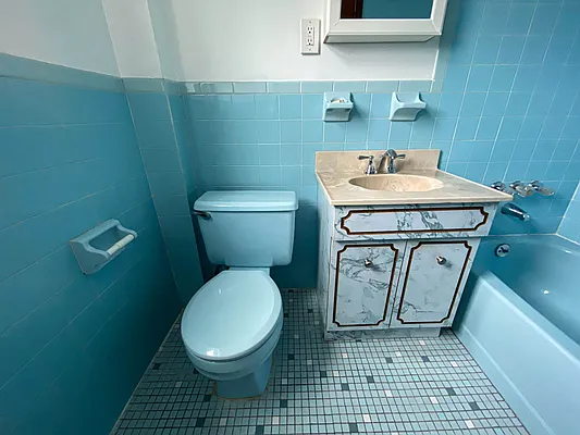 Rented by Capri Jet Realty Corp | media 11