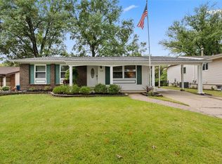 614 Twigwood Dr, Ballwin, MO