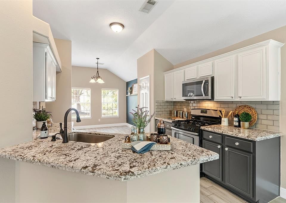 1st image of 11911 Piney Bend Drive