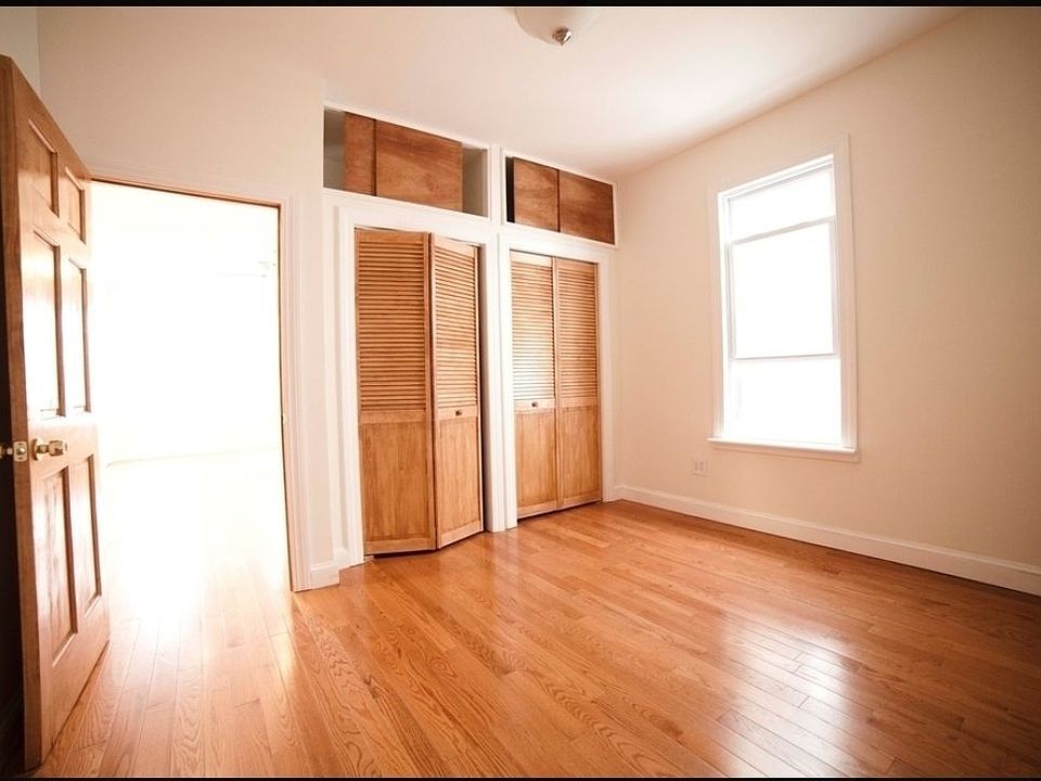 2nd image of 420 Greenwood Ave APT 2