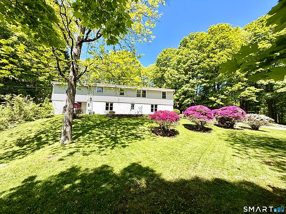 2nd image of 137 Florida Hill Rd