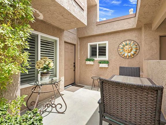 4th image of 72600 Moonridge Ln